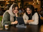 پایه نگهدارنده تاشو تبلت مدل فلدی - تصویر 2